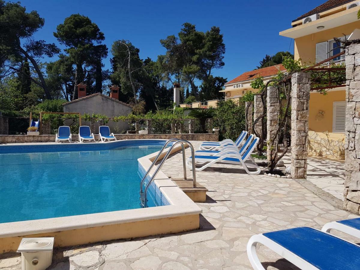 Pere Appartement Korčula Buitenkant foto